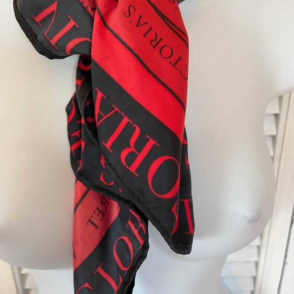 Victoria's Secret Red Signature Scarf Limited Edition - Picture 3 of 8